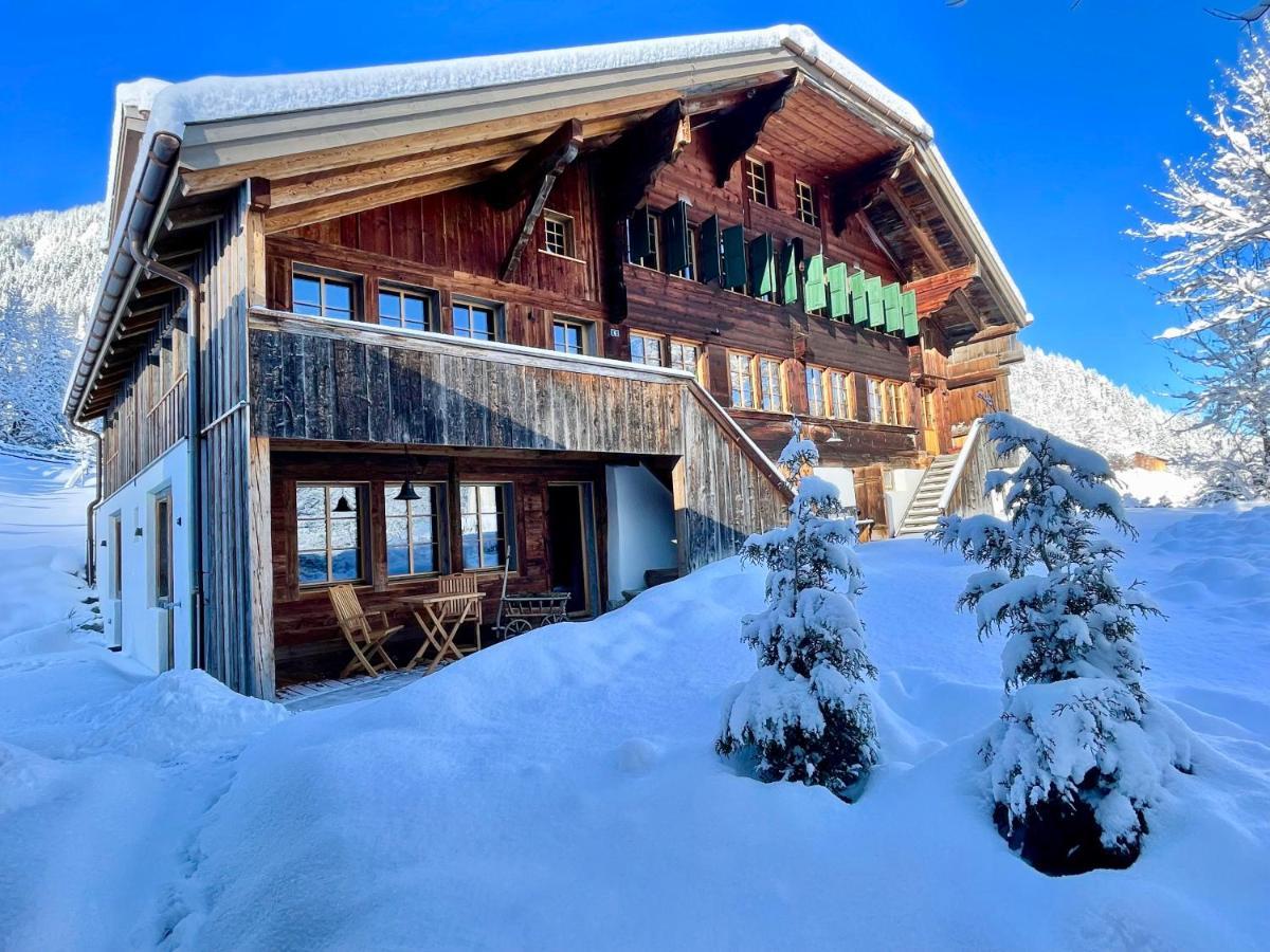 Alpen Charme - Chalet D'Hotes Et Spa Bed & Breakfast Gsteig Exterior photo