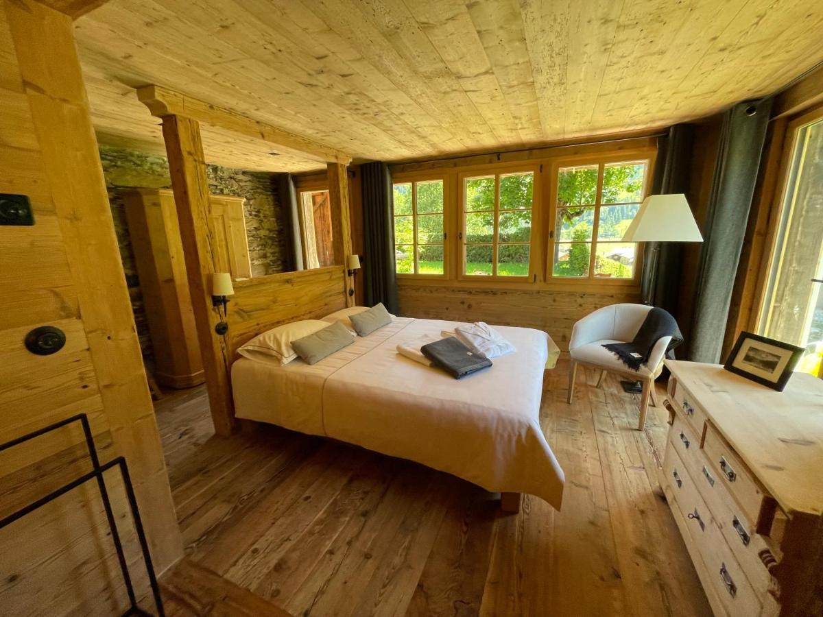 Alpen Charme - Chalet D'Hotes Et Spa Bed & Breakfast Gsteig Exterior photo